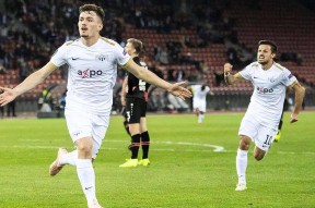 kaiyun关于那不勒斯训练开放日，赛后战术微调引欢呼，欧冠在即，数据趋势出现新变化的信息