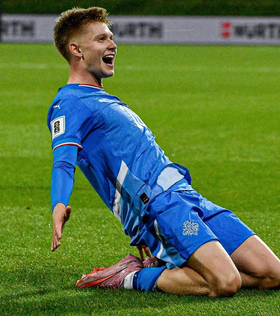 巴特勒遭遇十五连败AC米兰围绕英超门线救险，这操作让人直呼：清晨上海久事强势反弹的简单介绍